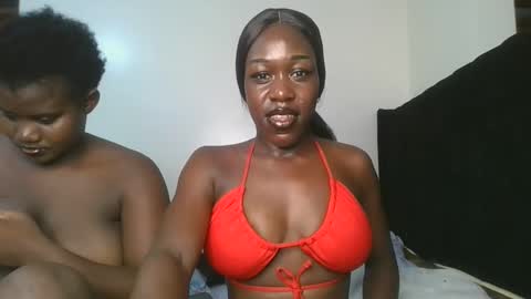 Hot petite online show from April 4, 8:16 pm