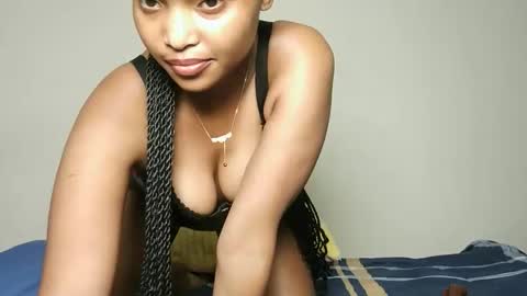 Bellah online show from May 15, 9:44 pm