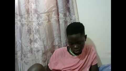 hot_shawrry online show from March 5, 7:05 am