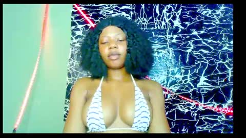 Stella online show from January 18, 7:04 pm