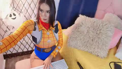 Alana online show from October 30, 4:07 pm