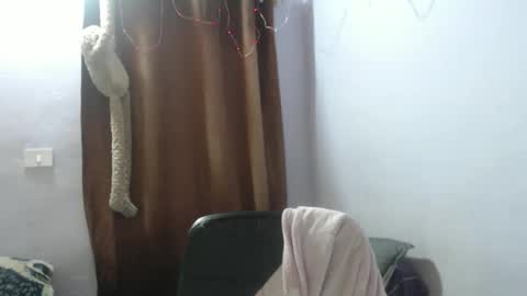 Hot and PowerHOPE U MISS ME online show from March 14, 5:00 am