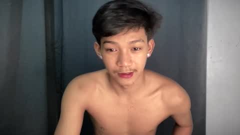 hotasian_jerome online show from March 18, 7:25 am
