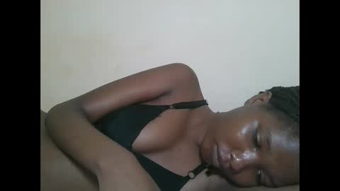 love online show from April 22, 5:14 am