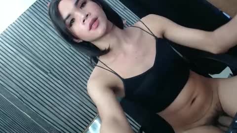 hotbigcockhenry online show from September 18, 12:53 pm