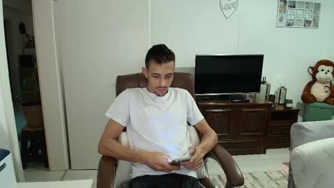 Hotboyshorny online show from February 9, 6:43 pm