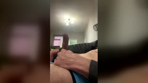 hotcumguy6969 online show from March 22, 5:33 am