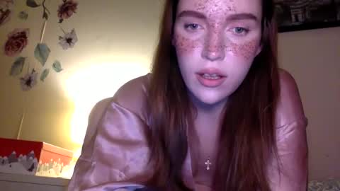 effy online show from April 7, 9:17 pm