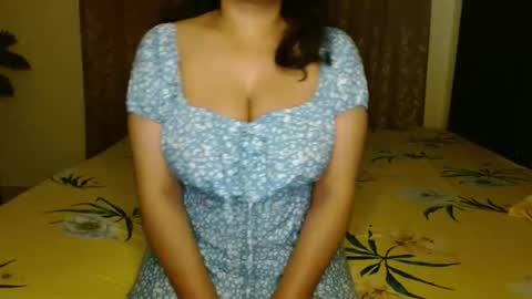 Eliza i dont show face in any show online show from February 25, 9:40 pm