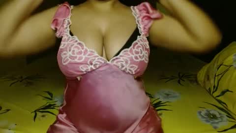 Eliza i dont show face in any show online show from October 17, 7:07 pm