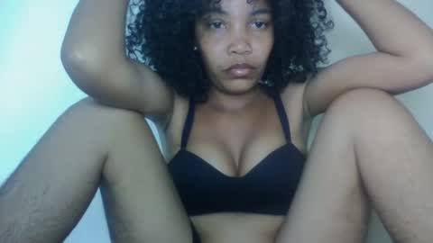 hotfelicia online show from May 14, 6:17 pm