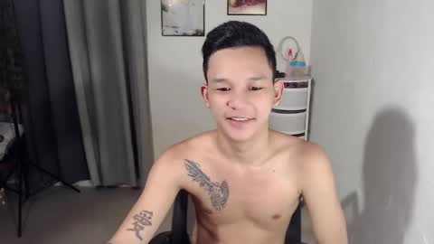 hotguy0503 online show from October 16, 4:34 am