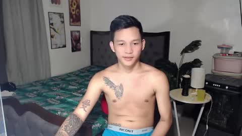 hotguy0503 online show from October 30, 3:34 pm
