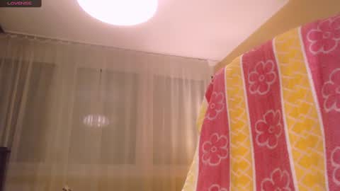 Angela online show from December 4, 9:40 pm