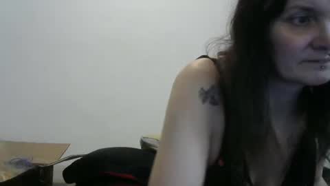 hotmodel1984 online show from February 27, 8:23 pm