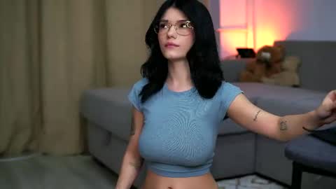 Molly online show from July 3, 2:16 am