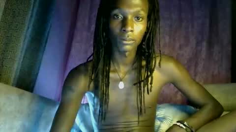 hotshadowx online show from May 17, 5:22 pm