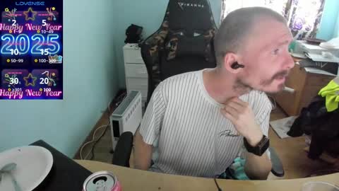 hot online show from March 9, 8:51 am