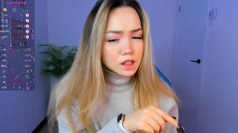 hello Im Eva online show from January 7, 8:13 am