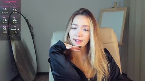 hello Im Eva online show from January 17, 8:24 am