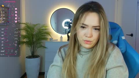 hello Im Eva online show from January 30, 5:09 am