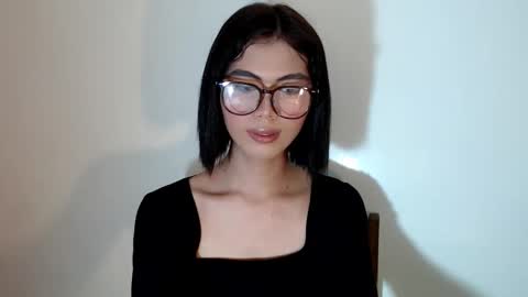 hottestdella69 online show from October 13, 11:23 am