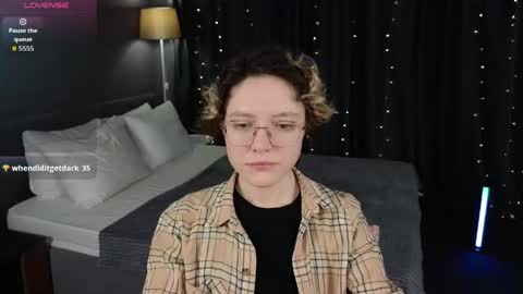 Kori online show from May 5, 6:19 am