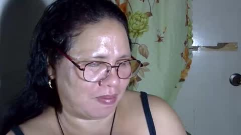 hottycrissy4u online show from April 24, 2:52 pm