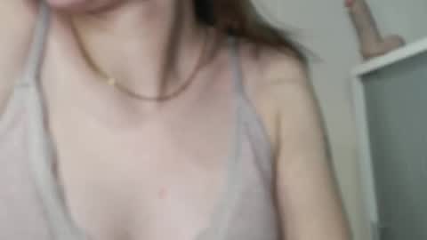 Hotwixx online show from April 16, 8:31 pm