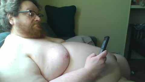 Snapshot of hrpudgenstuff chatting on March 2, 2:10 pm hrpudgenstuff online show from March 2, 2:10 pm