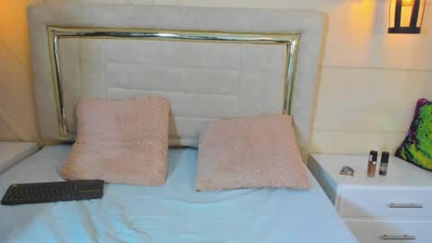 huddah online show from February 21, 2:38 pm