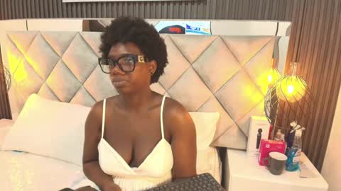 huddah online show from September 15, 11:33 am