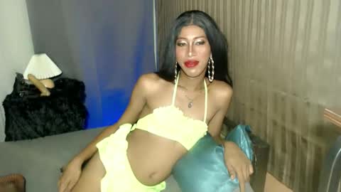 hugecock_caramel online show from March 26, 7:13 am