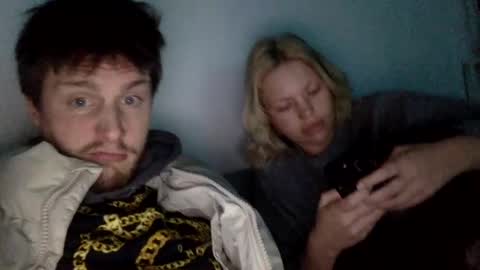 hugeswedishviking online show from December 12, 9:58 pm