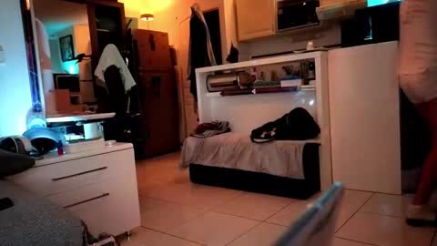 Snapshot of hugolandcam chatting on October 22, 7:48 pm Hugo online show from October 22, 7:48 pm
