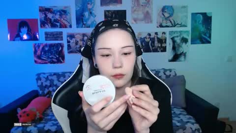 Snapshot of hugomin chatting on October 1, 9:19 am HugoMin online show from October 1, 9:19 am