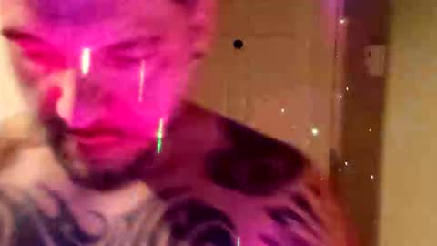 huidos2006 online show from March 6, 7:40 am