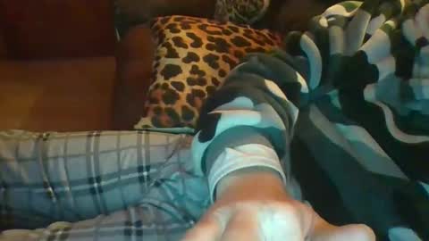 hung69foryou online show from October 18, 11:42 pm