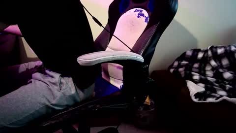 hungalex2 online show from November 18, 6:33 pm