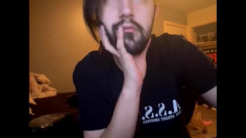 hunghippyboiii online show from May 30, 8:35 am