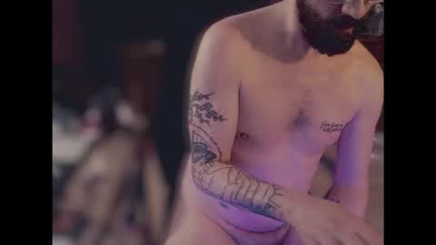 trustmeitsbig online show from April 28, 9:13 am