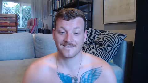 Snapshot of hunky_arthur chatting on December 28, 4:41 pm Hunky  Arthur online show from December 28, 4:41 pm