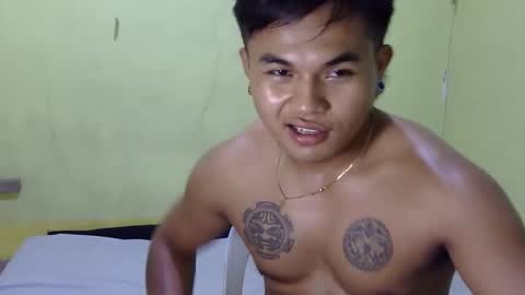 hunkyzeus online show from October 16, 12:38 pm