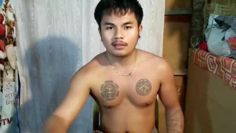 hunkyzeus online show from February 25, 3:15 pm