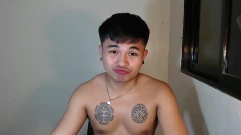 hunkyzeus online show from January 9, 3:34 pm