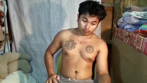 hunkyzeus online show from March 3, 2:57 pm