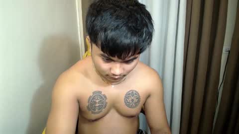 hunkyzeus online show from June 4, 4:35 pm