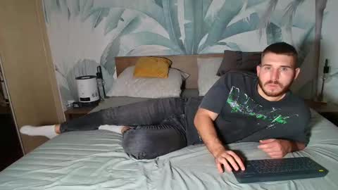 Hunter Bridges online show from November 28, 3:52 pm