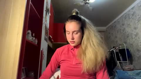 Gloria online show from November 24, 5:33 pm