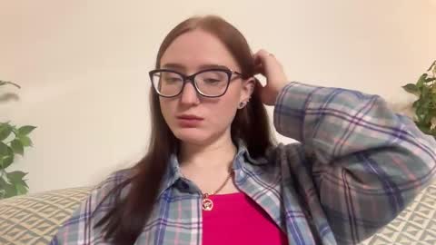 Dana online show from December 17, 1:56 am